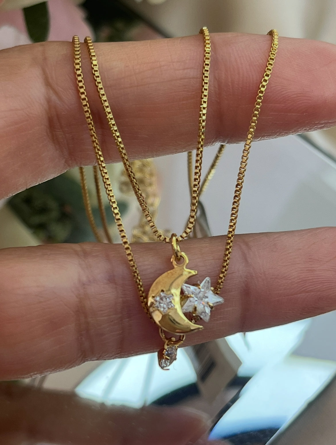 Tobillera en Chapa de Oro de 18k con Doble Hilo y Zirconia, modelo Media Luna