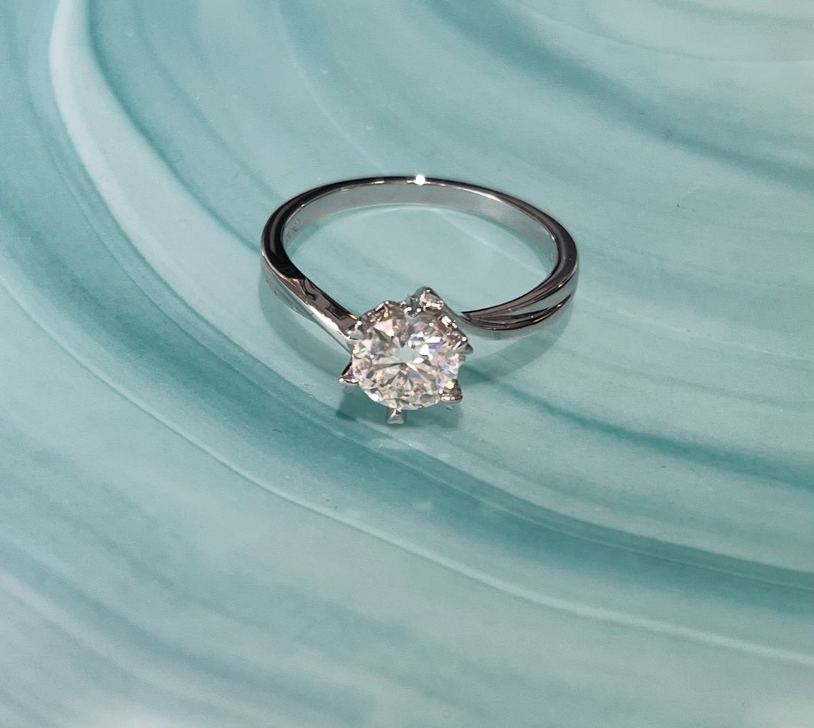 Anillo de Plata 925 con Moissanita