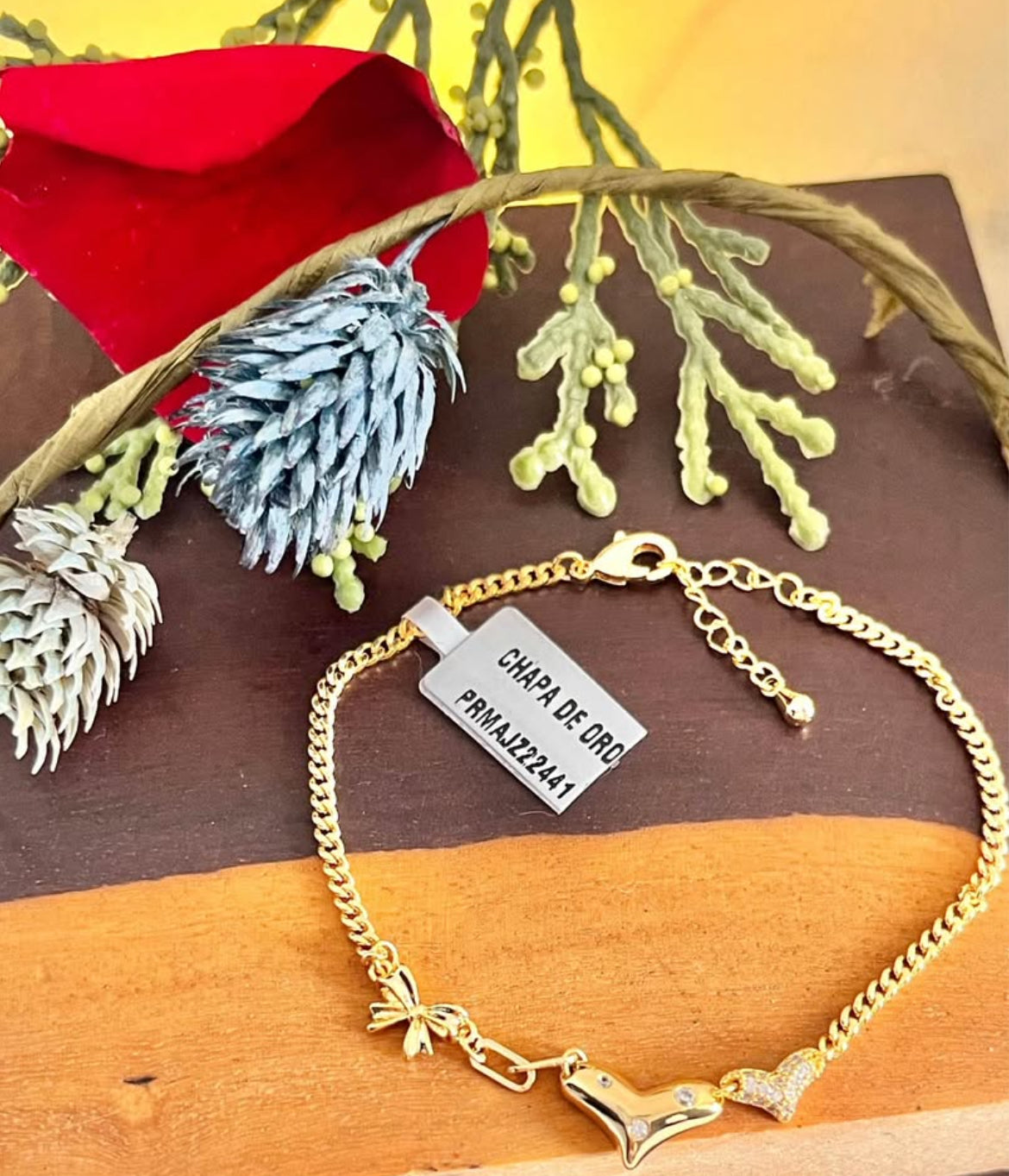 Pulsera en Chapa de Oro 18k con Zirconias, modelo Corazón
