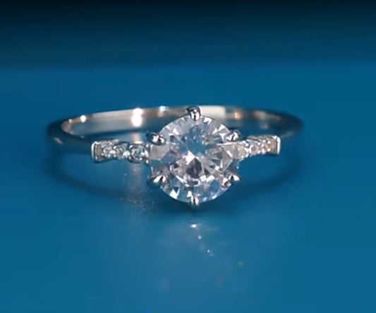 Anillo de Plata 925 con Zirconias