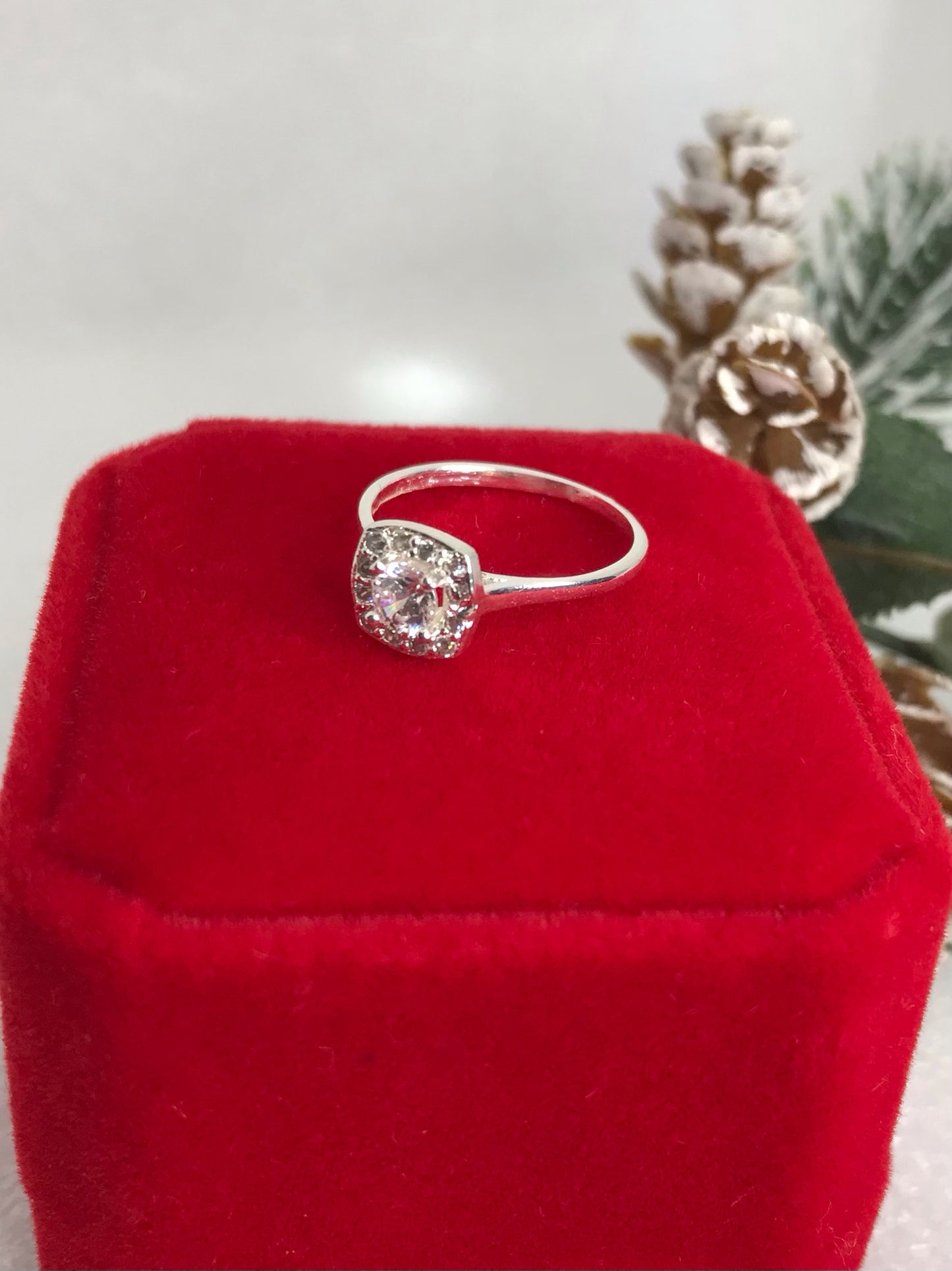 Anillo de Plata 925 con Zirconias