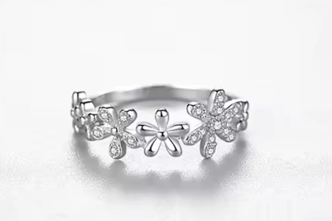 Anillo de Plata 925 con Zirconias