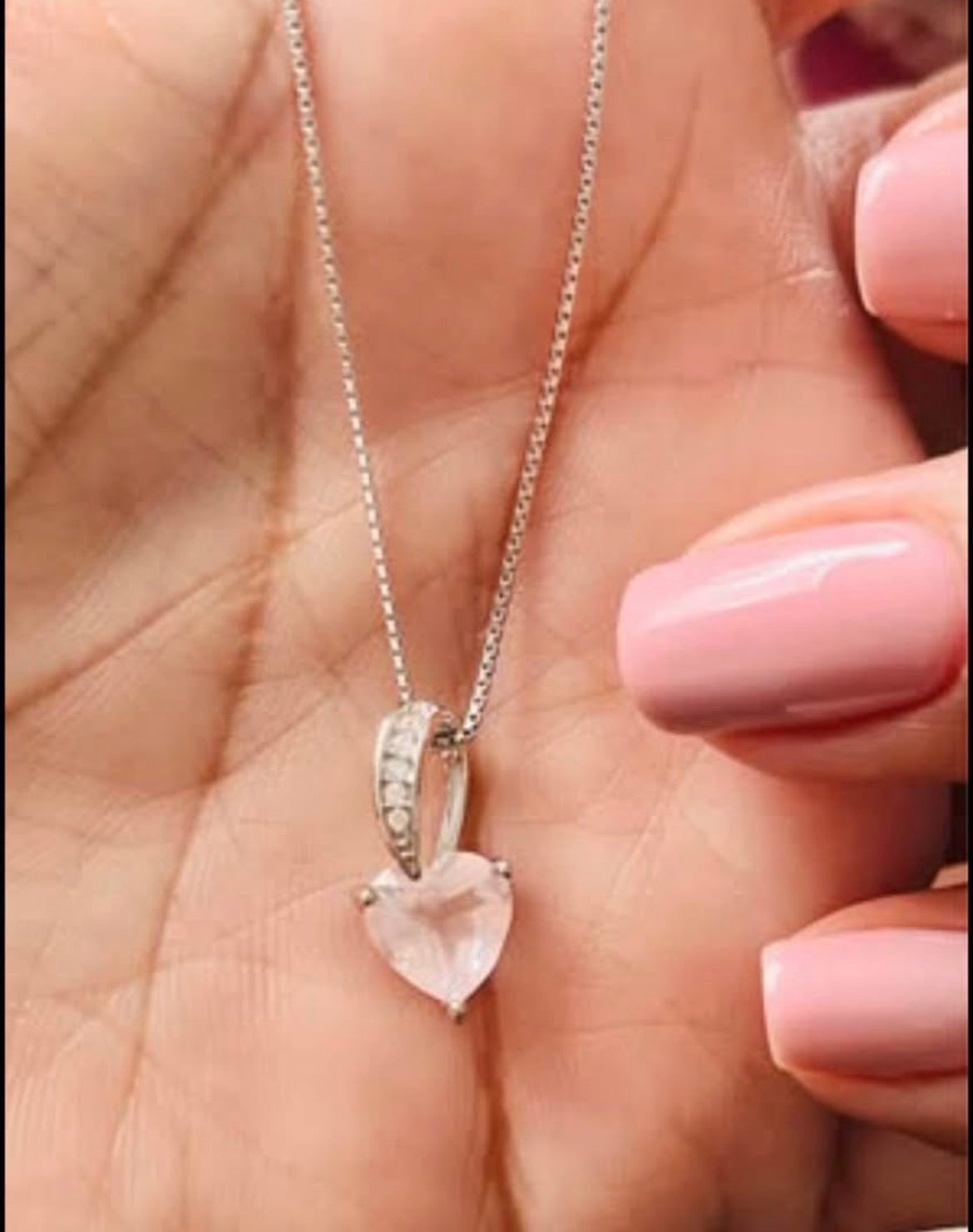 Dije y Cadena, Cuarzo Rosa