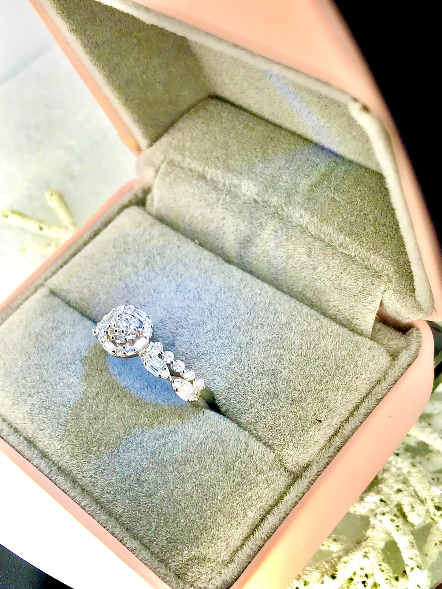 Anillo de Plata 925 con Zirconias