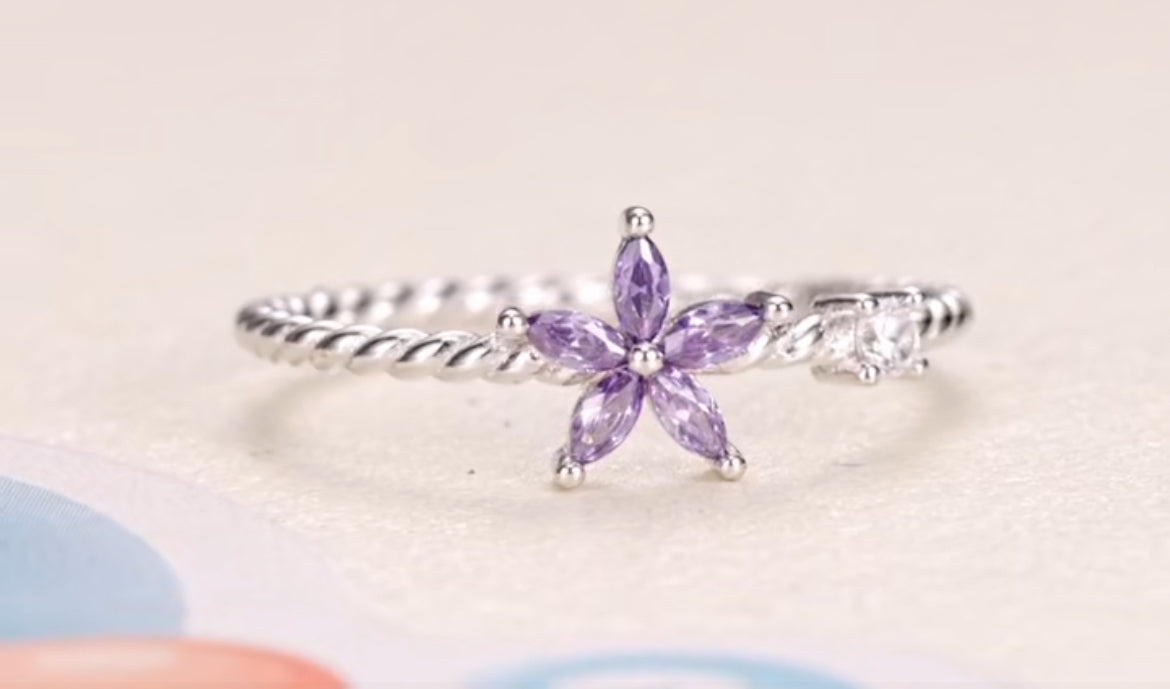 Anillo de Plata 925 con Zirconias