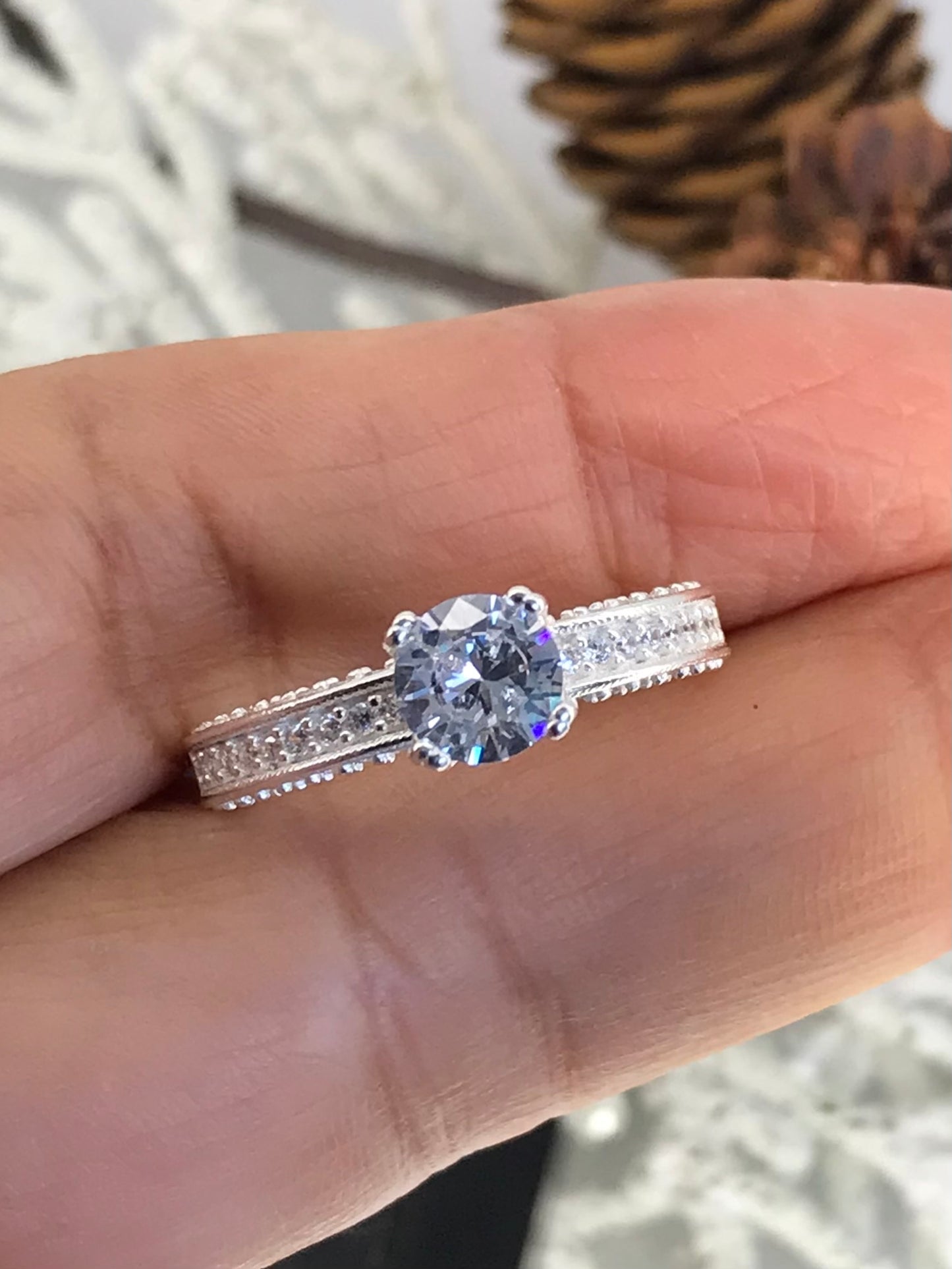 Anillo de Plata 925 con Zirconias