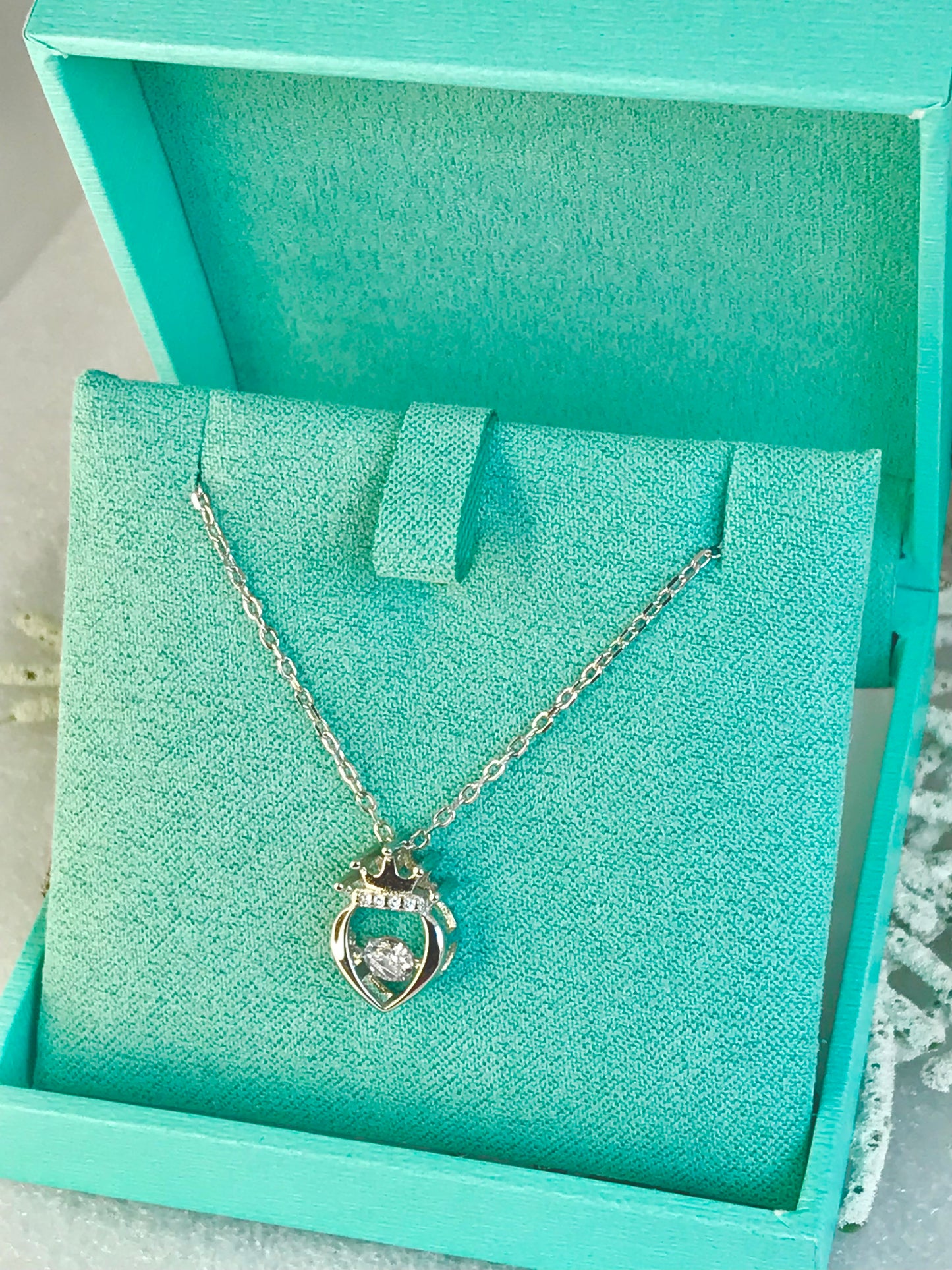 Cadena con Dije de Plata 925 y Zirconias