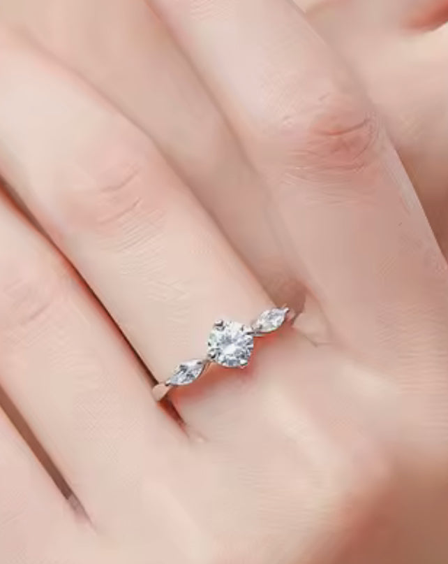 Anillo de Plata 925 con Zirconia
