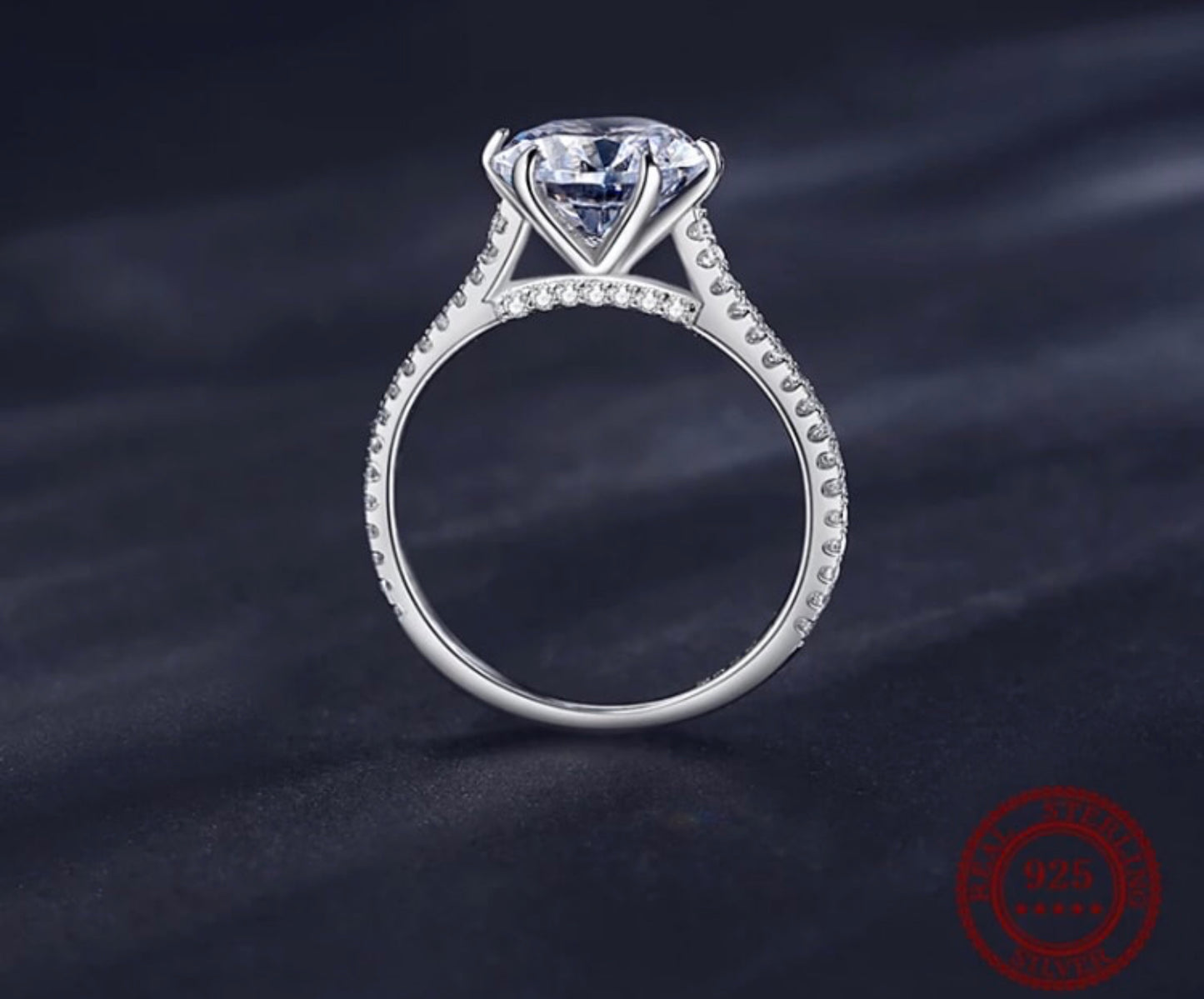 Anillo de Plata 925 con Zirconias