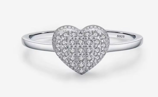 Anillo de Plata 925 con Zirconias modelo Cojín -  Corazón