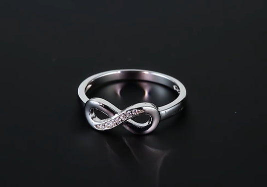 Anillo de Plata 925 con Zirconias