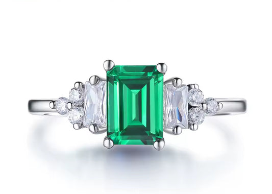Anillo de Plata 925 con Zirconias