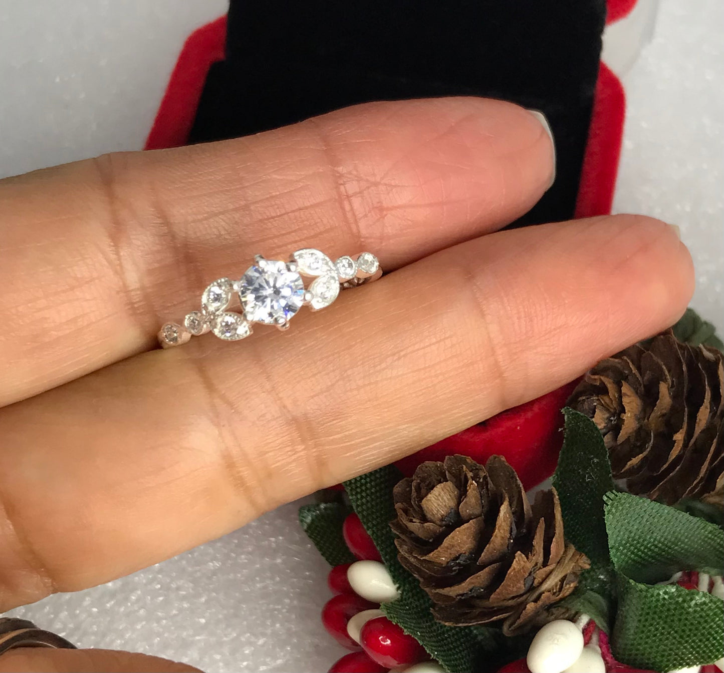 Anillo de Plata 925 con Zirconias