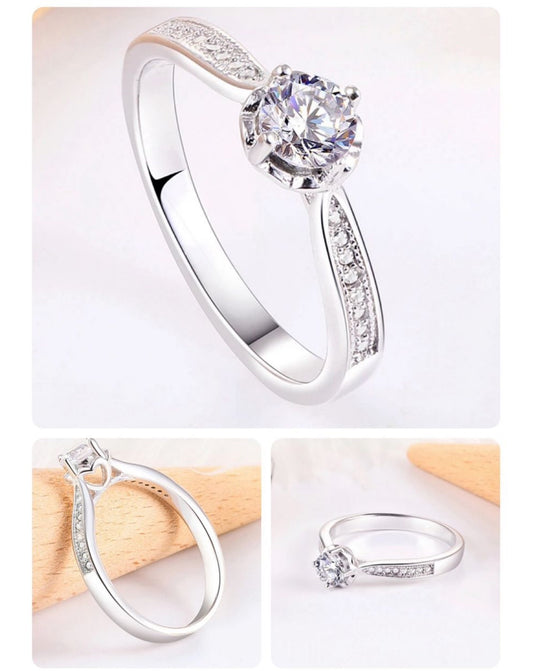 Anillo de Plata 925 con Zirconias