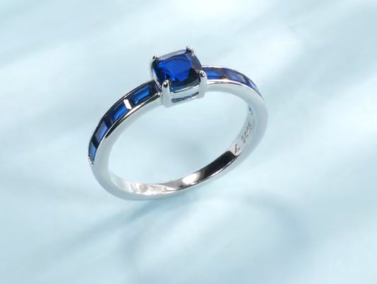 Anillo de Plata 925 con Zirconia