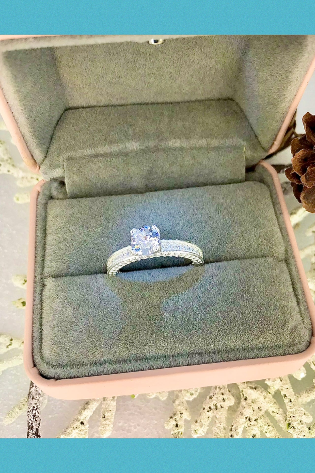 Anillo de Plata 925 con Zirconias