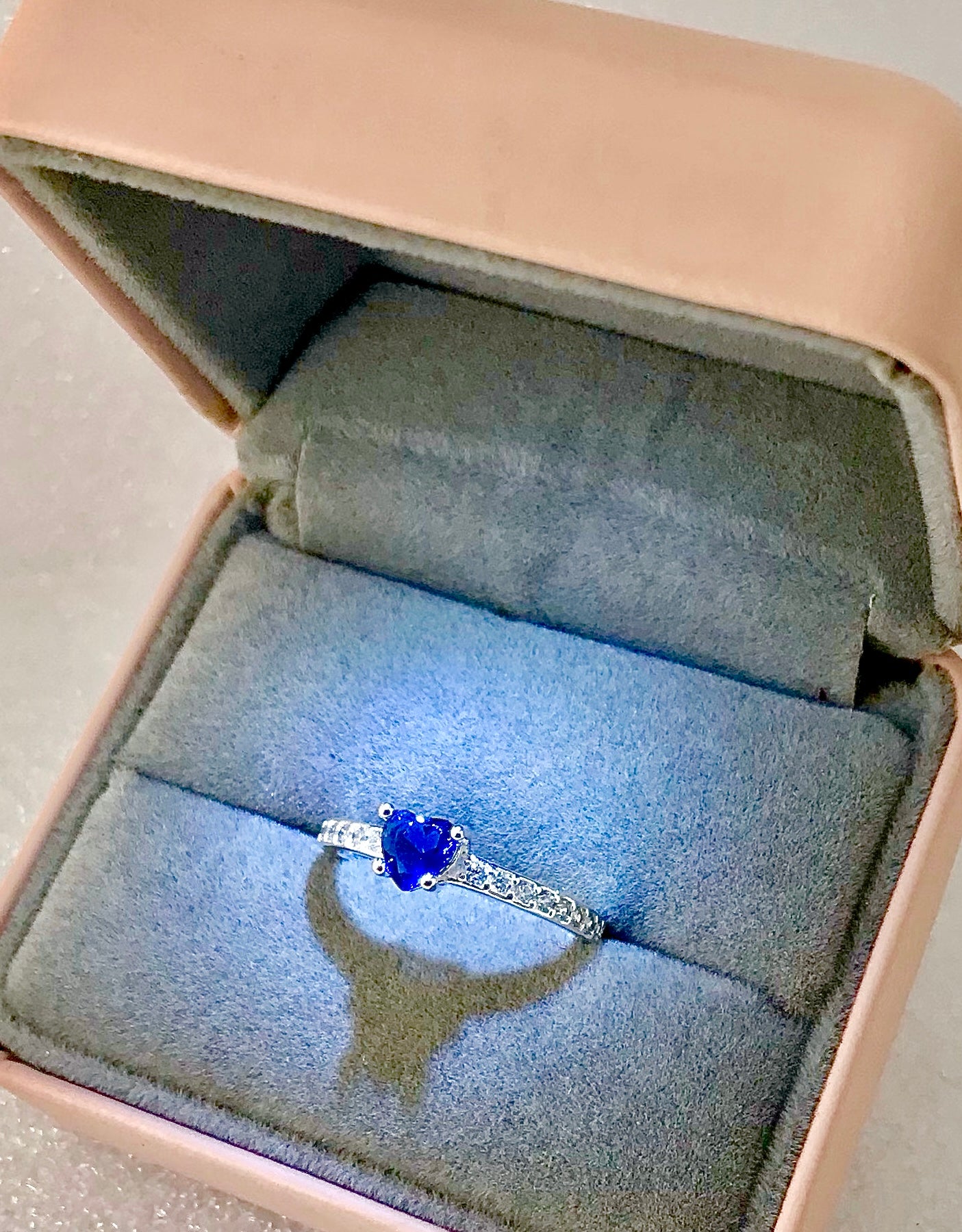 Anillo de Plata 925 con Zirconias