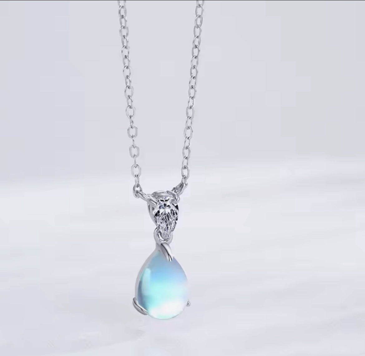 Collar de Plata 925 con Piedra Luna y Zirconias