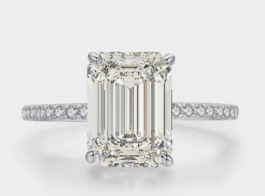 Anillo de Plata 925 con Zirconia