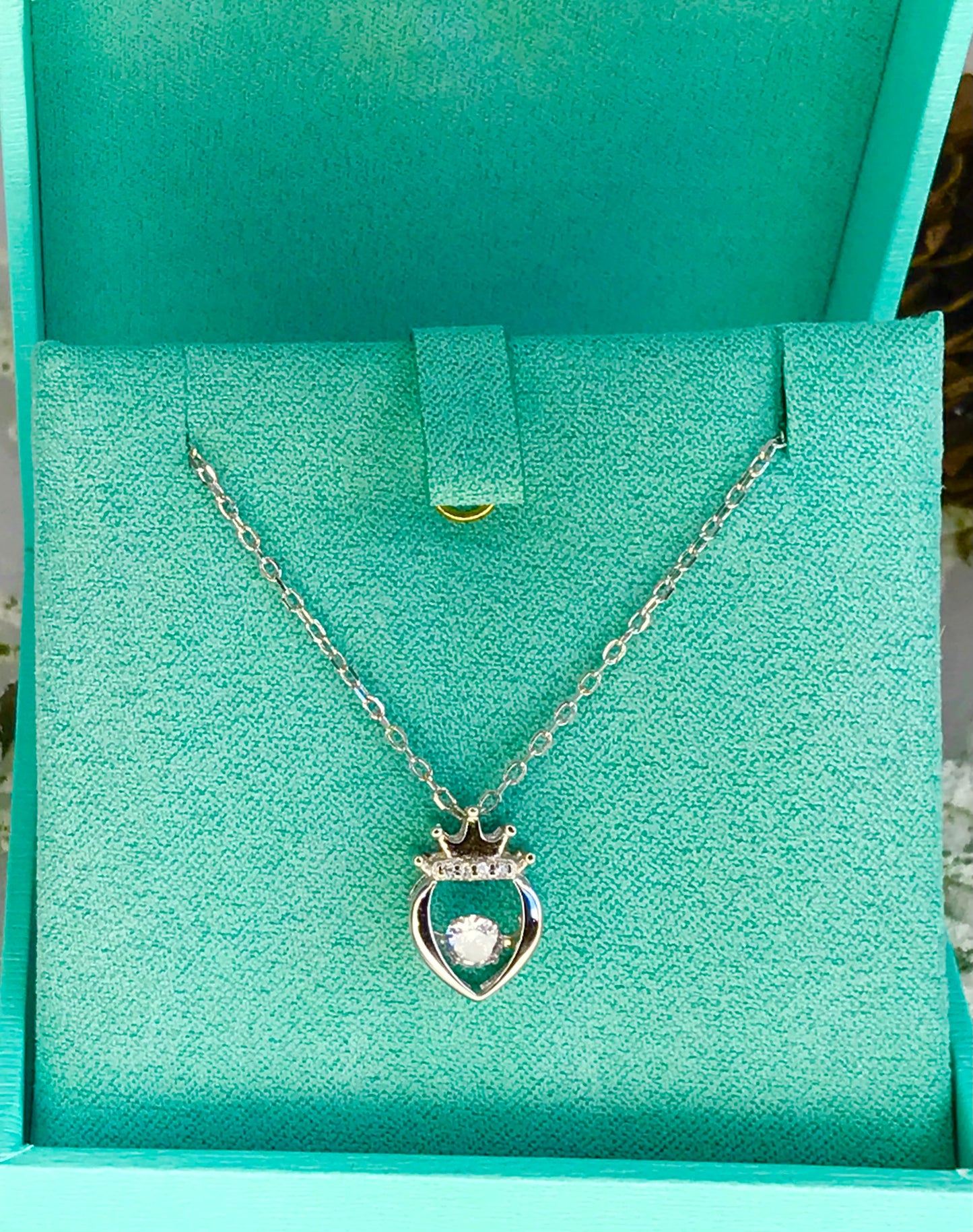 Cadena con Dije de Plata 925 y Zirconias