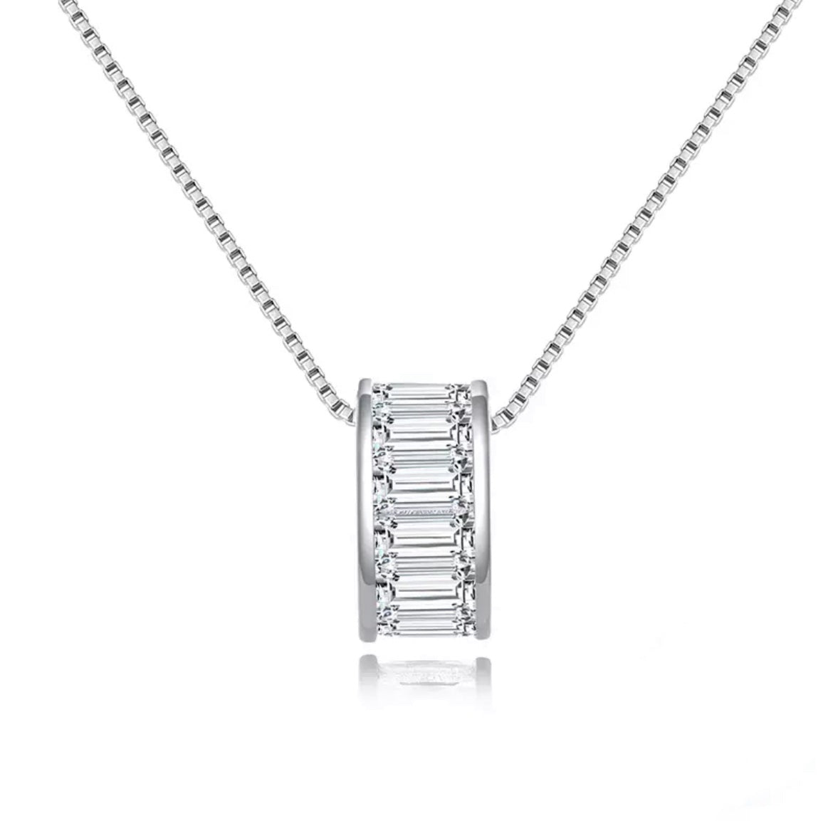 Dije y Cadena de Plata 925 con Baguettes