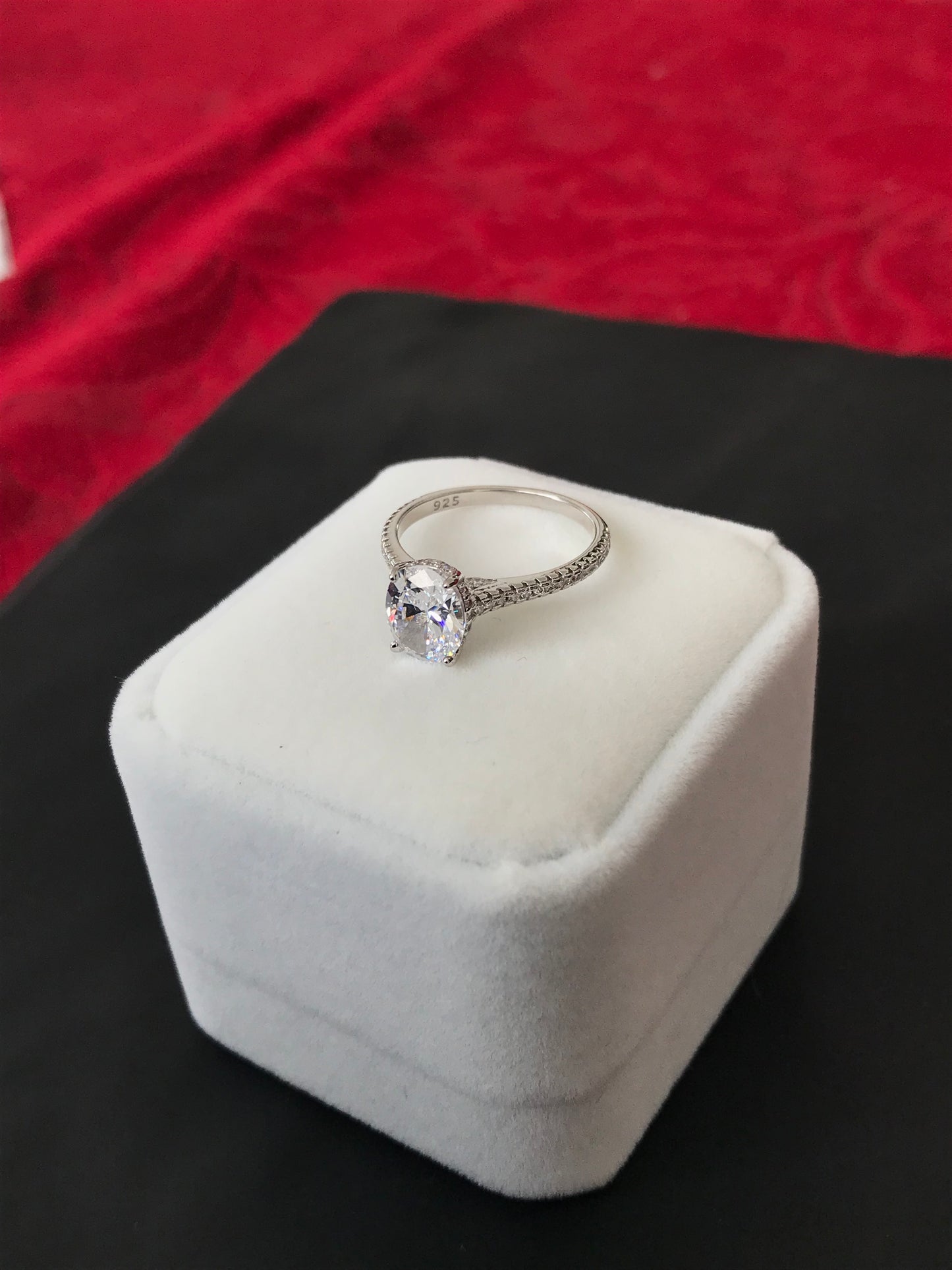 Anillo de Plata 925 con Zirconias