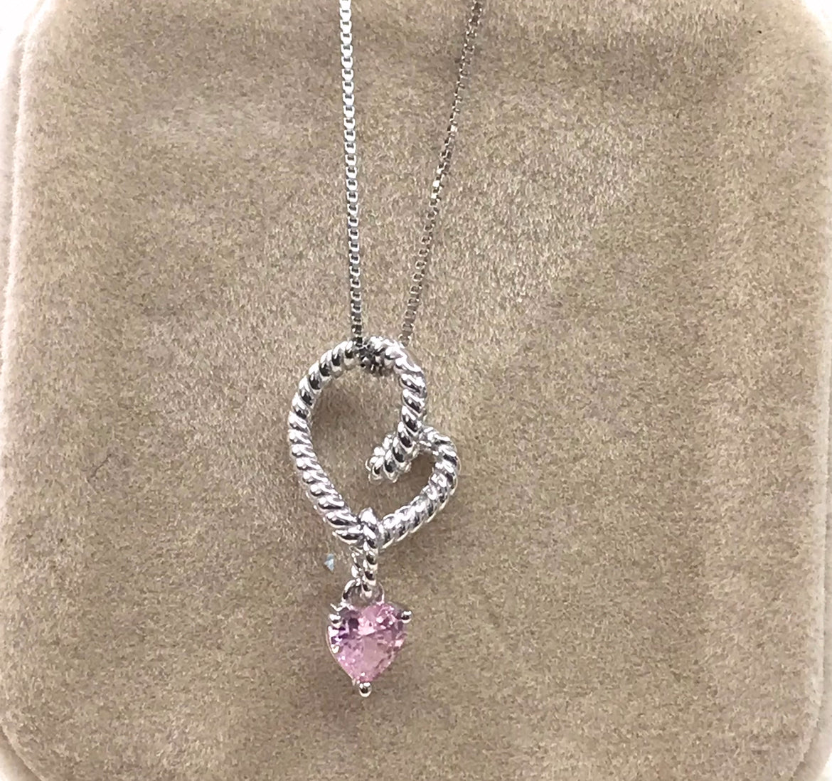 Dije y Cadena de Plata 925 con Corazón Asimétrico