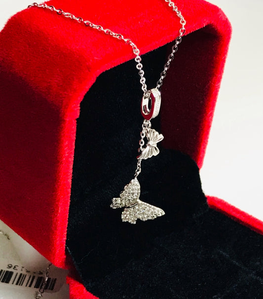 Collar con Dije de Mariposas, Plata 925 y Zirconias