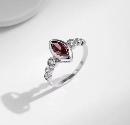 Anillo de Plata 925 con Zirconias