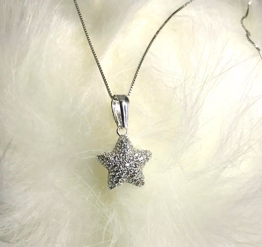 Dije y Cadena de Plata 925 con Zirconias