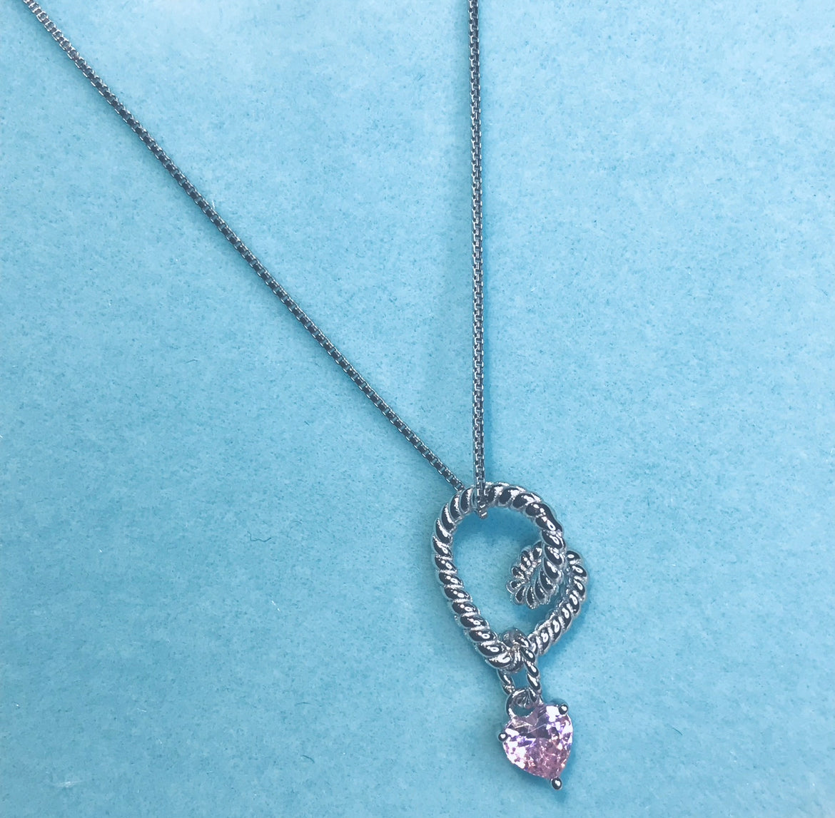 Dije y Cadena de Plata 925 con Corazón Asimétrico