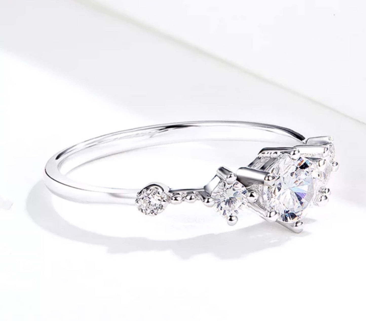 Anillo de Plata 925 con Zirconias
