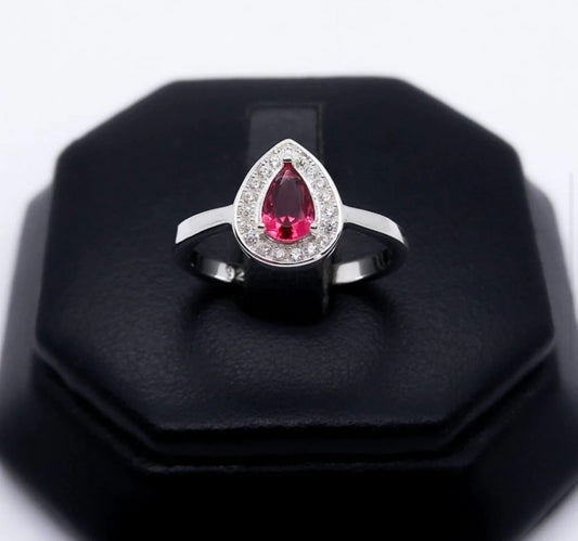 Anillo de Plata 925, modelo Pera