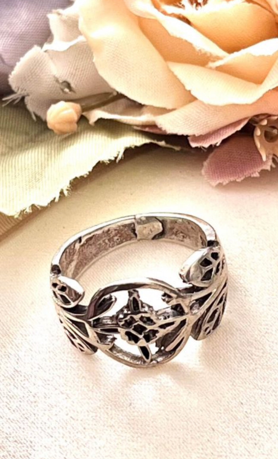 Anillo de Plata 925 modelo Nudo de Bruja