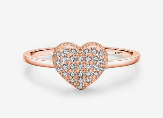 Anillo de Plata 925 con Baño de Oro Rosa y Zirconias modelo Cojín - Corazón