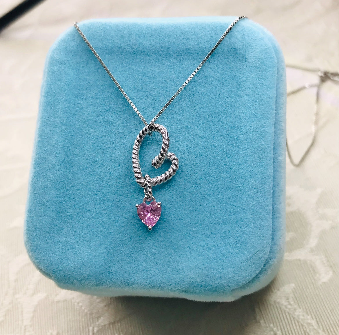 Dije y Cadena de Plata 925 con Corazón Asimétrico