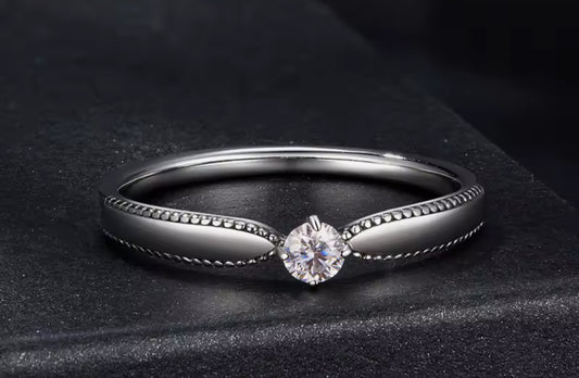 Anillo de Plata 925, con Moissanita Certificada