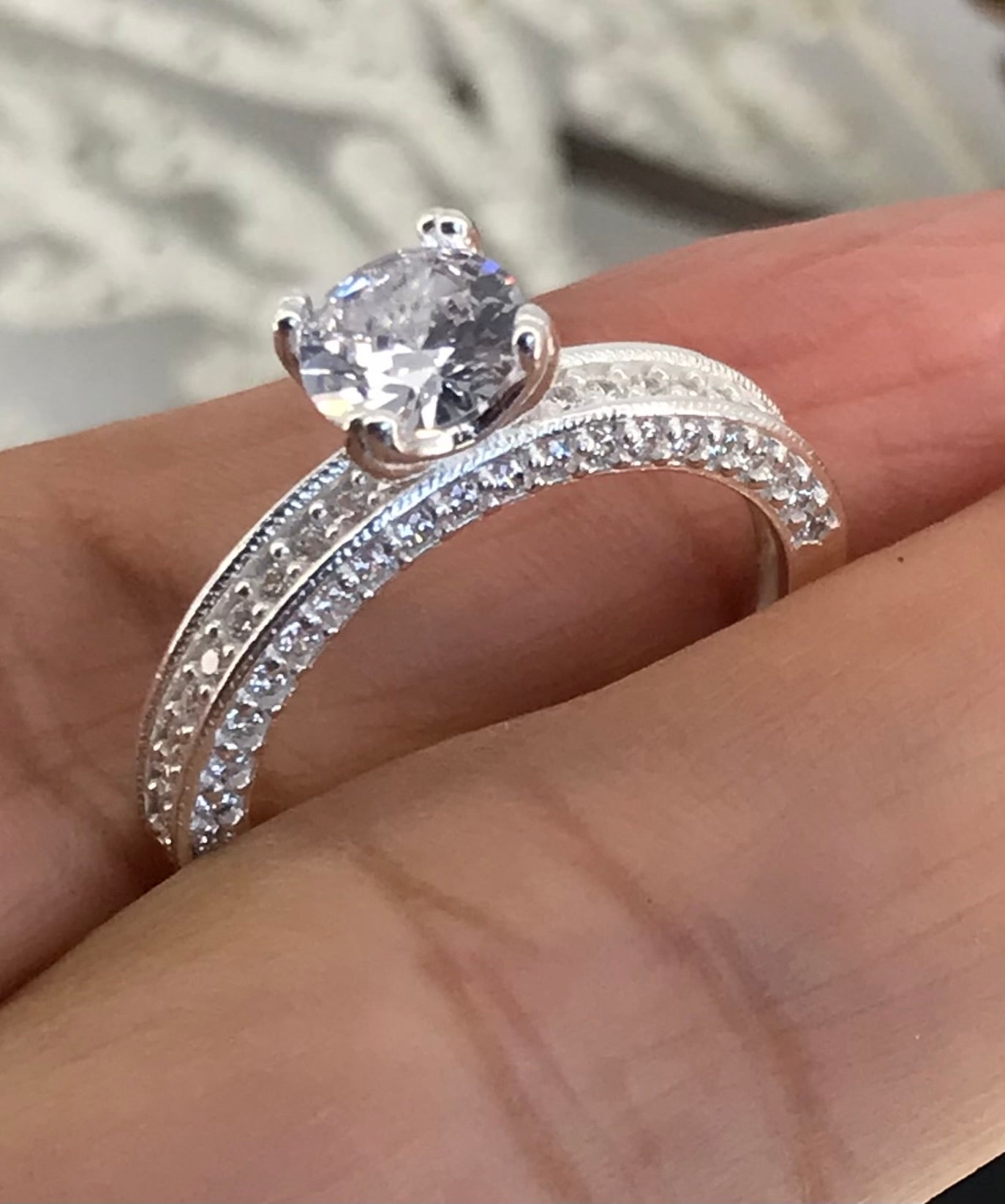 Anillo de Plata 925 con Zirconias
