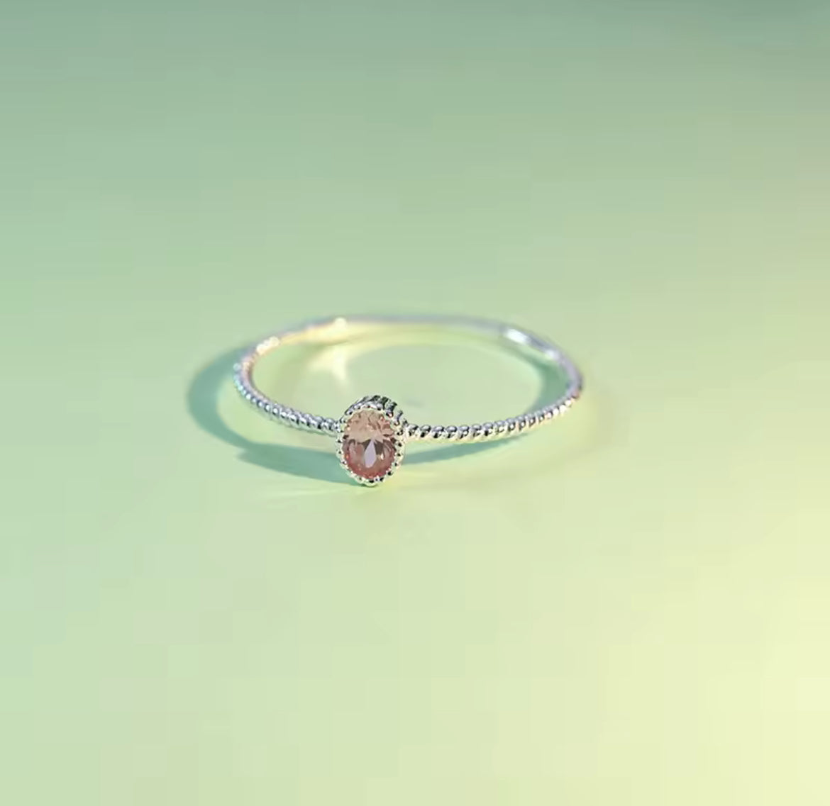 Anillo de Plata 925 con Zirconia modelo Minimalista