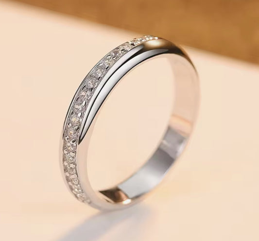 Argolla de Plata 925 con Zirconias