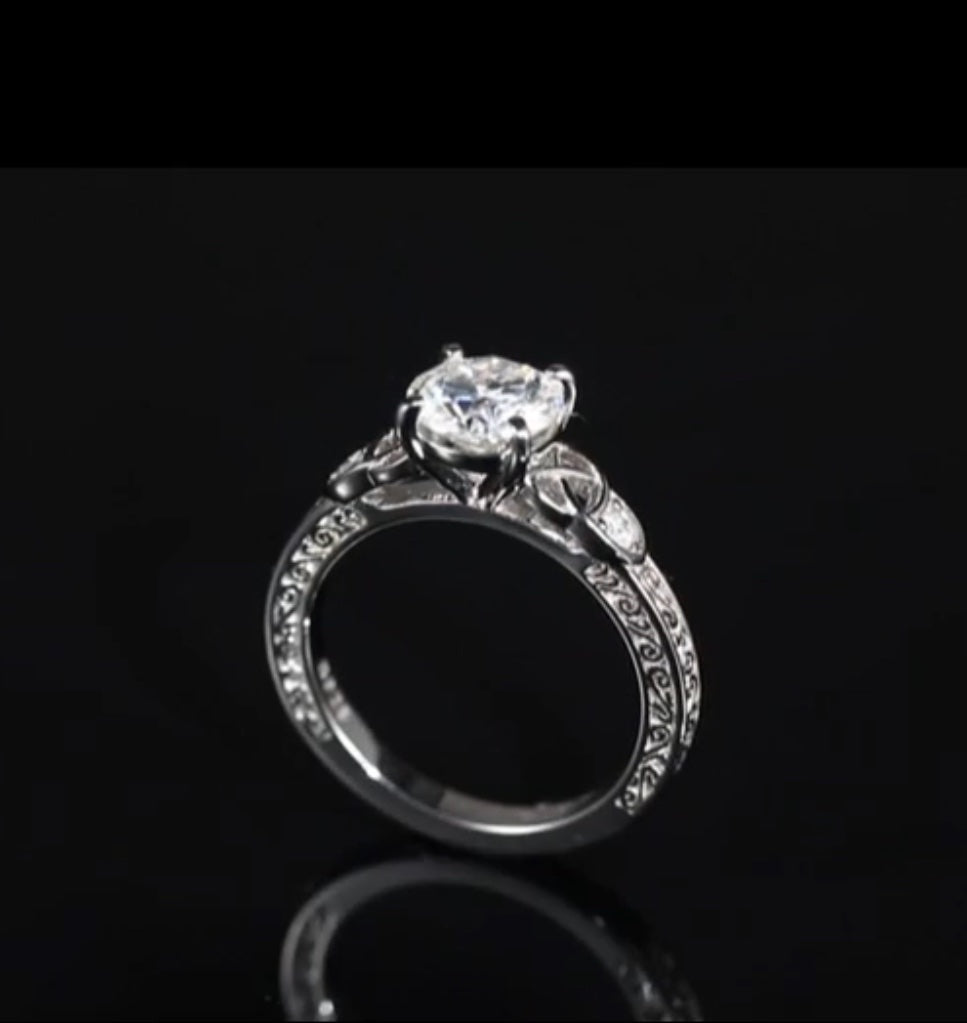 Anillo de Plata 925 con Moissanita Certificada