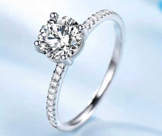 Anillo de Plata 925, con Zirconias
