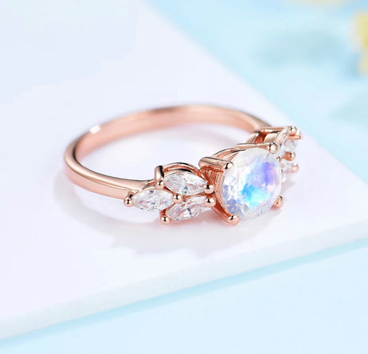 Anillo de Plata 925, con Oro Rosa y Piedra Luna