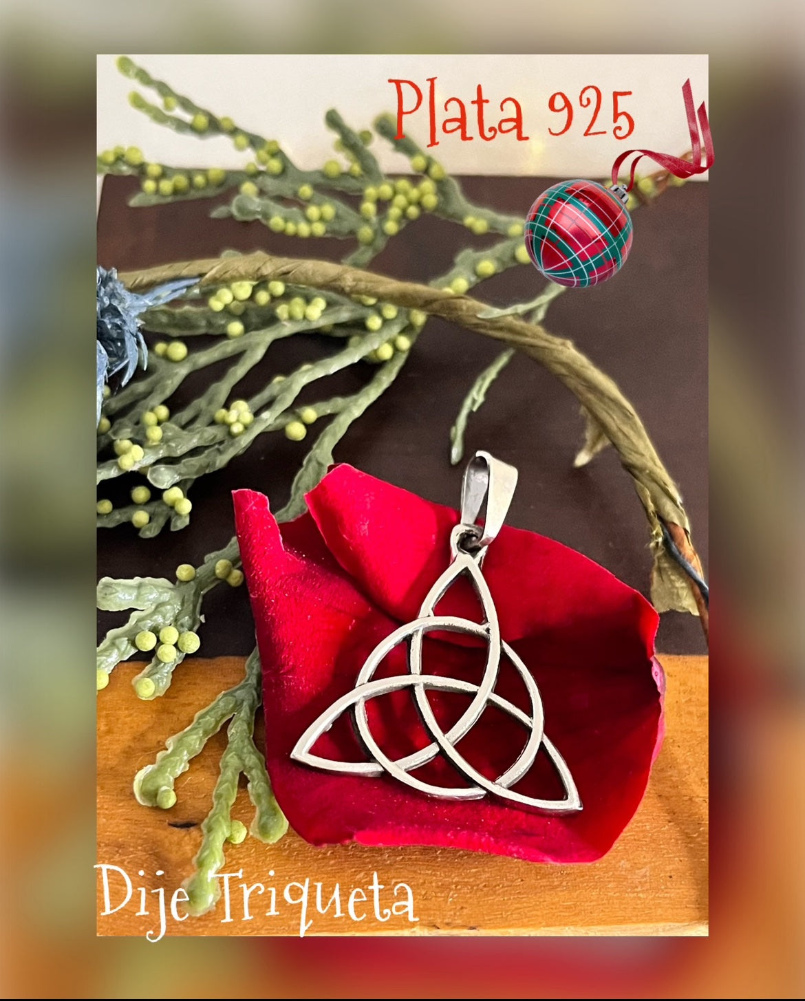 Dije de Plata 925 modelo Triqueta