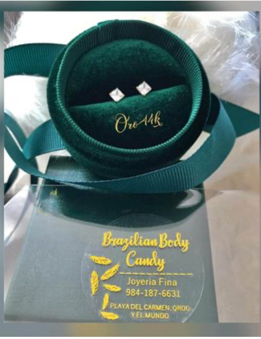 Broqueles de Oro de 14k corte Princesa